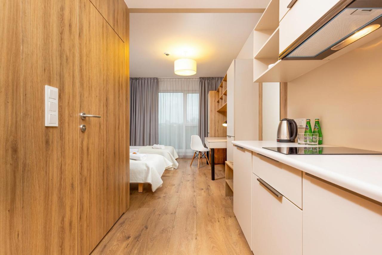 Wolska Residence Apartments With Parking By Noclegi Renters Варшава Екстериор снимка